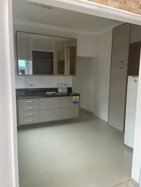 Foto 4 de Casa com 5 quartos à venda, 100m2 em Tupi, Praia Grande - SP
