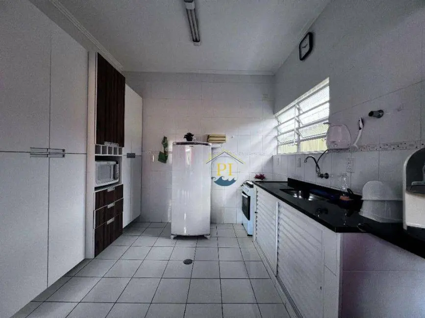 Foto 8 de Casa com 3 quartos à venda, 288m2 em Praia Grande - SP