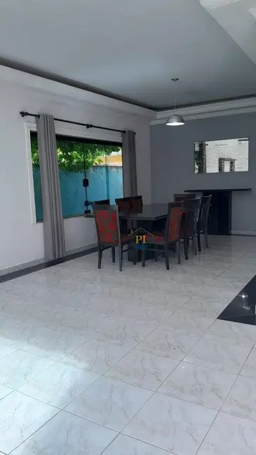 Foto 8 de Casa com 3 quartos à venda, 366m2 em Praia Grande - SP