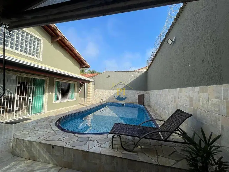 Foto 3 de Casa com 4 quartos à venda, 354m2 em Praia Grande - SP
