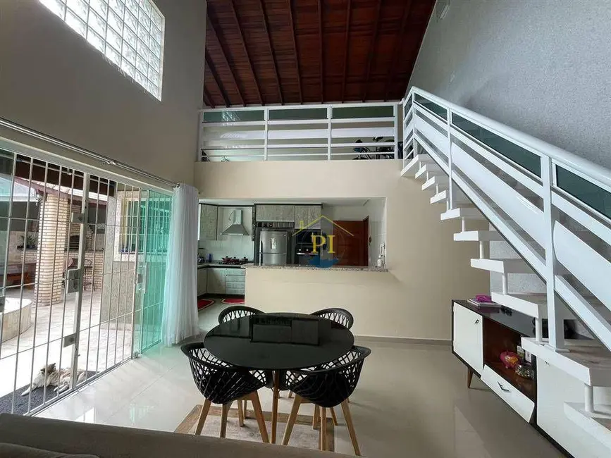 Foto 5 de Casa com 4 quartos à venda, 354m2 em Praia Grande - SP