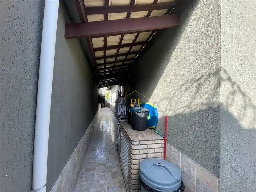 Foto 9 de Casa com 4 quartos à venda, 354m2 em Praia Grande - SP