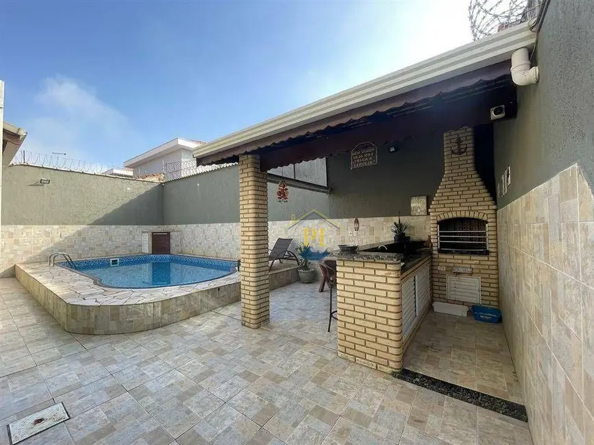 Foto 1 de Casa com 4 quartos à venda, 354m2 em Praia Grande - SP