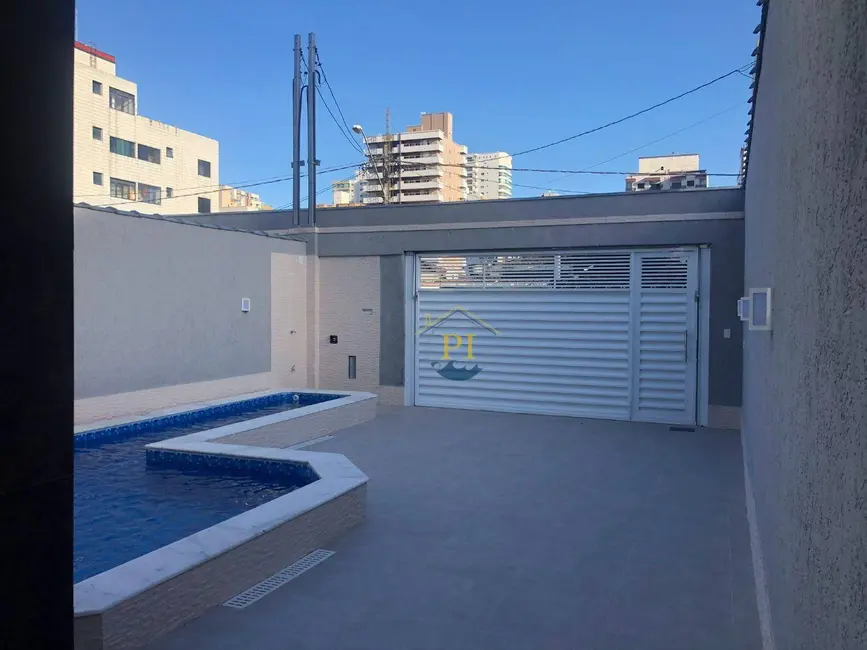 Foto 1 de Casa com 3 quartos à venda, 150m2 em Tupi, Praia Grande - SP