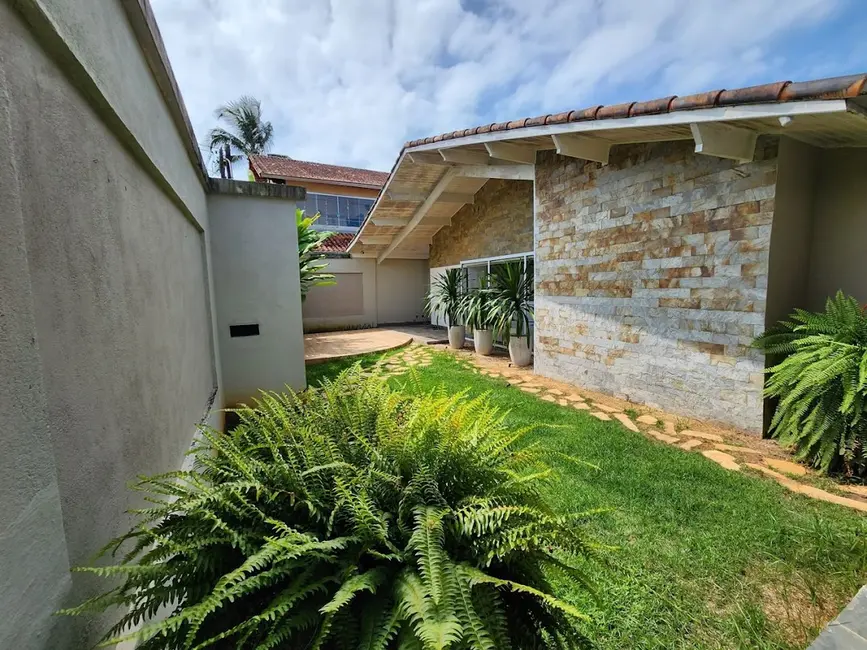 Foto 7 de Casa com 3 quartos à venda, 663m2 em Canto do Forte, Praia Grande - SP