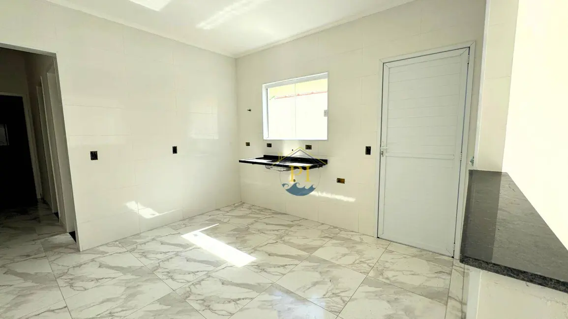 Foto 3 de Casa de Condomínio com 2 quartos à venda, 49m2 em Solemar, Praia Grande - SP