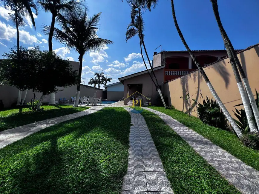 Foto 2 de Casa com 3 quartos à venda, 212m2 em Praia Grande - SP