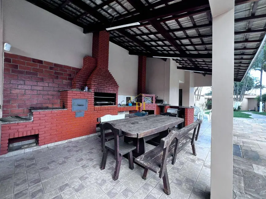 Foto 9 de Casa com 3 quartos à venda, 212m2 em Praia Grande - SP