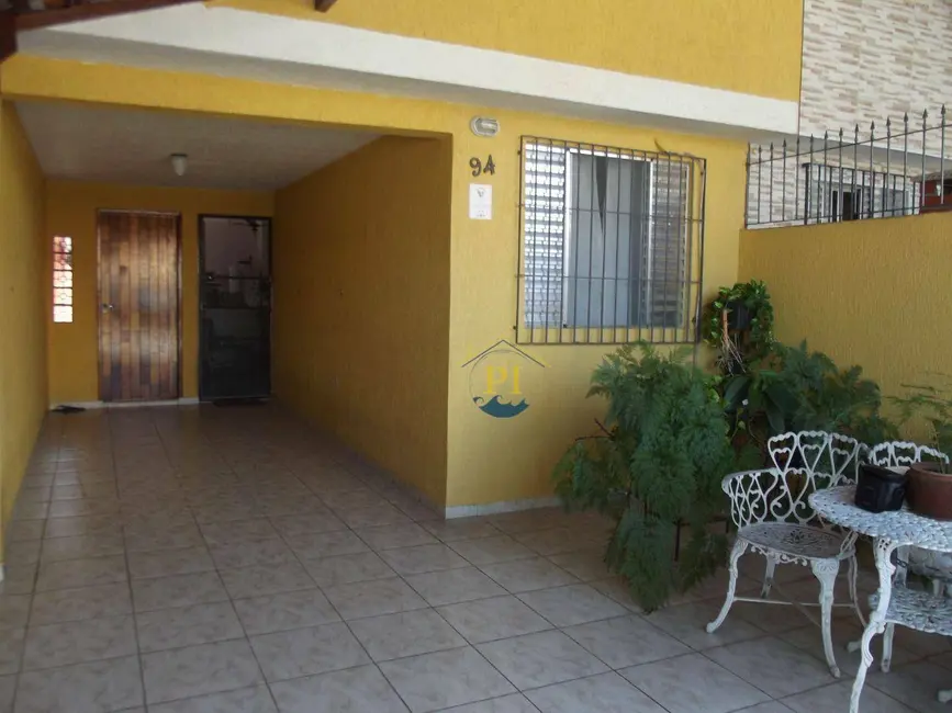 Foto 2 de Casa com 3 quartos à venda, 130m2 em Mirim, Praia Grande - SP