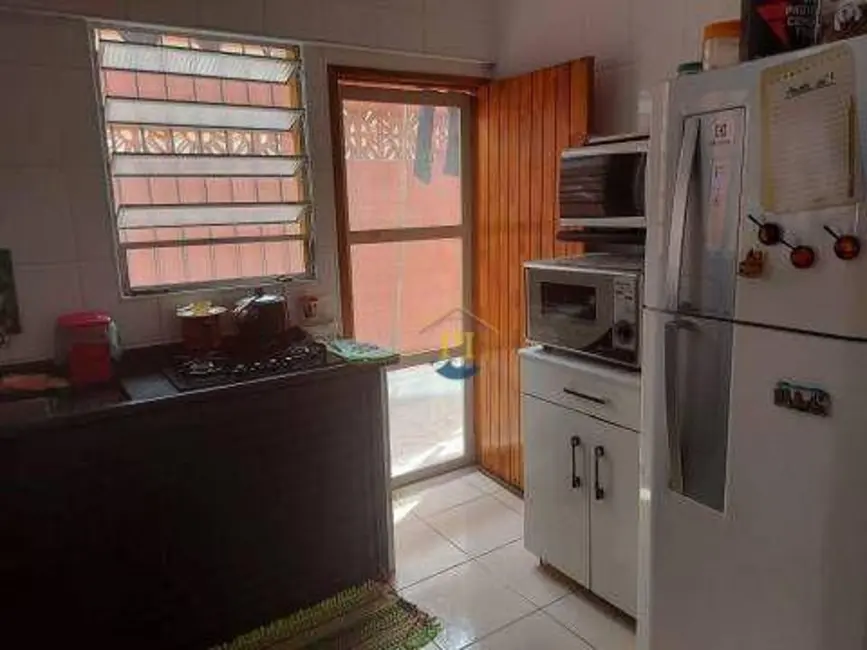 Foto 6 de Casa com 3 quartos à venda, 130m2 em Mirim, Praia Grande - SP