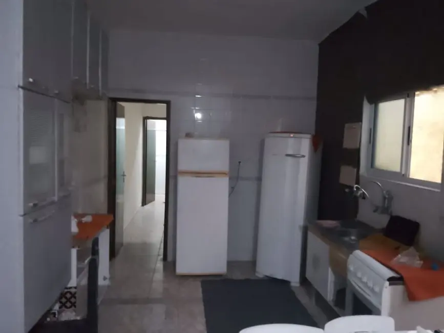 Foto 5 de Casa com 2 quartos à venda, 120m2 em Tupi, Praia Grande - SP