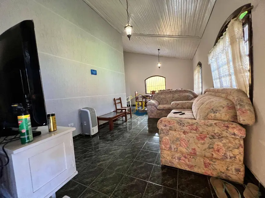 Foto 6 de Casa com 3 quartos à venda e para alugar, 360m2 em Praia Grande - SP