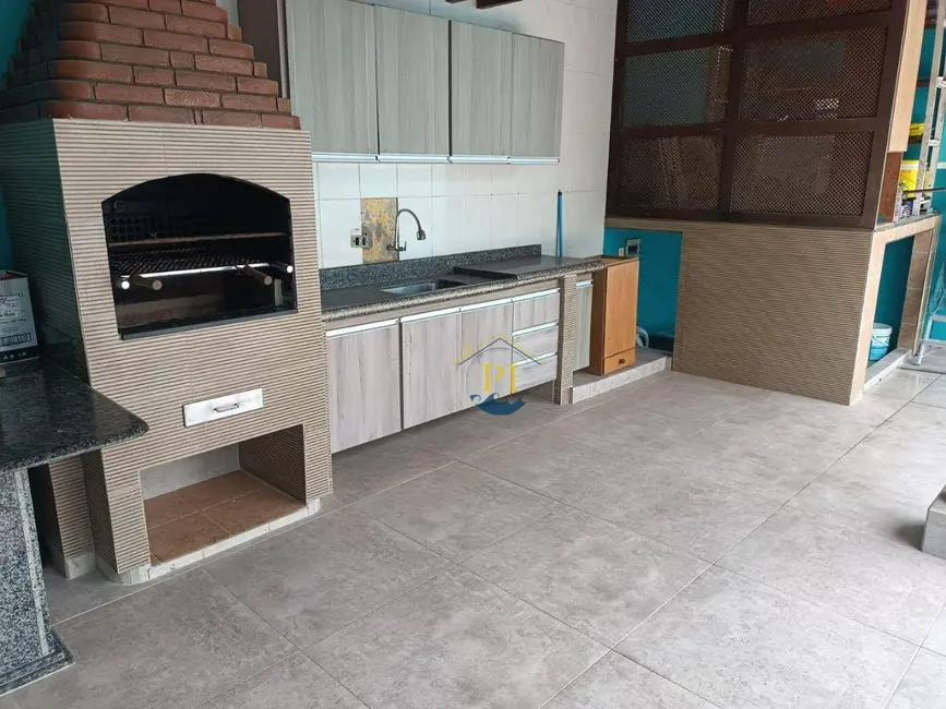 Foto 9 de Casa com 3 quartos à venda e para alugar, 250m2 em Canto do Forte, Praia Grande - SP