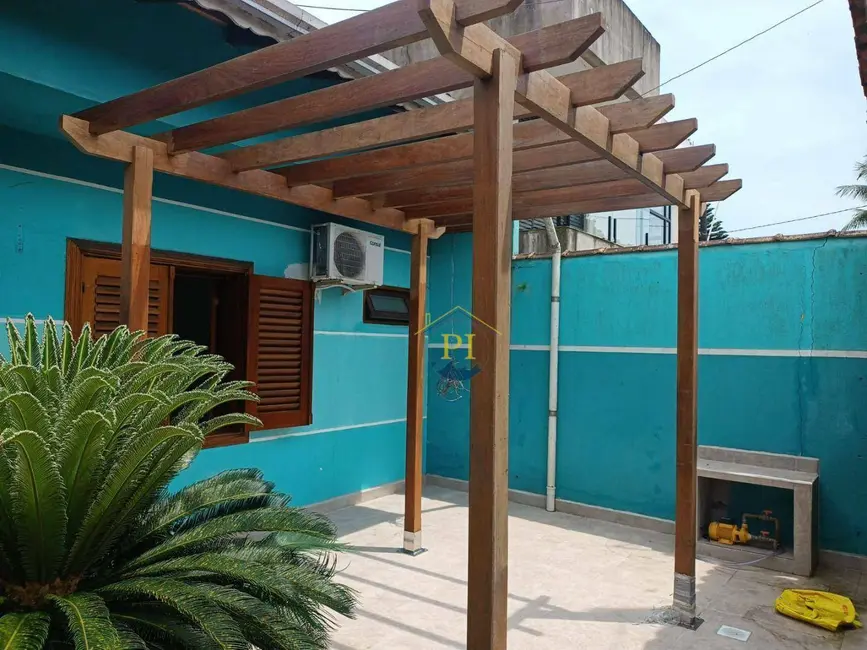 Foto 8 de Casa com 3 quartos à venda e para alugar, 250m2 em Canto do Forte, Praia Grande - SP