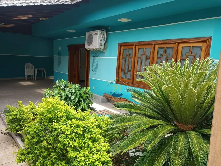 Foto 1 de Casa com 3 quartos à venda e para alugar, 250m2 em Canto do Forte, Praia Grande - SP