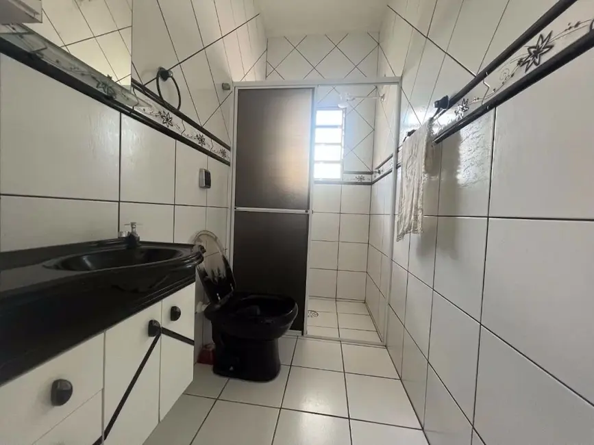 Foto 5 de Casa com 3 quartos à venda, 400m2 em Solemar, Praia Grande - SP