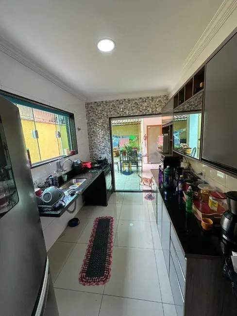 Sobrado com 3 quartos à venda, 143m2 em Canto do Forte, Praia Grande - SP - imagem 3 Foto 3 de Sobrado com 3 quartos à venda, 143m2 em Canto do Forte, Praia Grande - SP