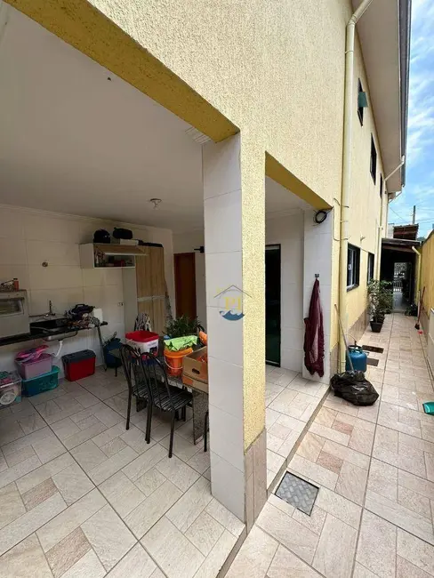 Sobrado com 3 quartos à venda, 143m2 em Canto do Forte, Praia Grande - SP - imagem 2 Foto 2 de Sobrado com 3 quartos à venda, 143m2 em Canto do Forte, Praia Grande - SP