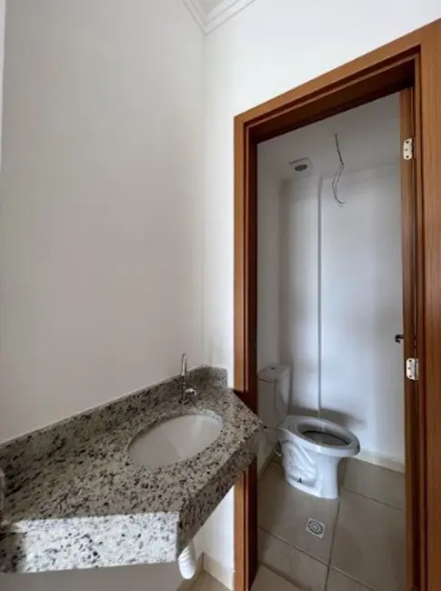 Foto 3 de Apartamento com 2 quartos à venda, 80m2 em Praia Grande - SP