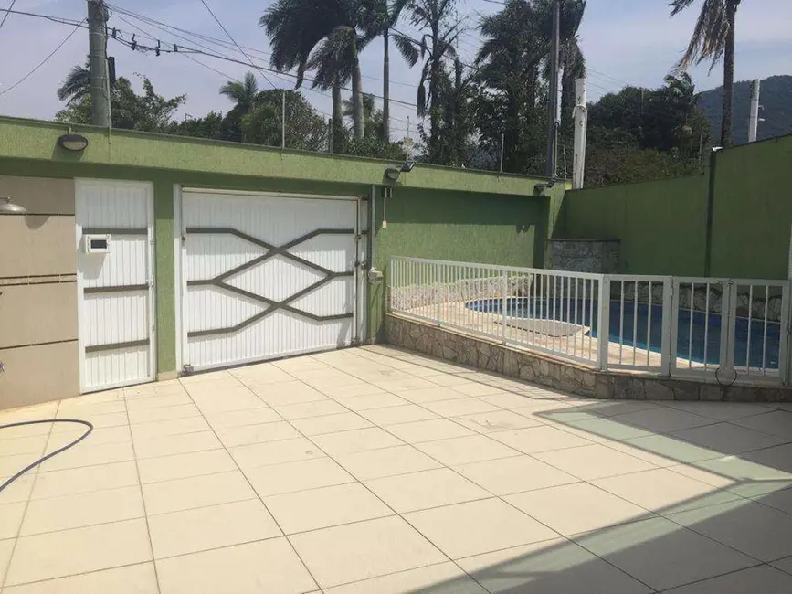 Foto 6 de Sobrado com 5 quartos à venda, 450m2 em Solemar, Praia Grande - SP