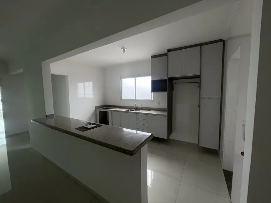 Foto 3 de Apartamento com 3 quartos à venda, 170m2 em Tupi, Praia Grande - SP