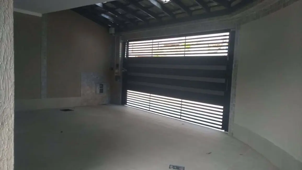 Foto 3 de Casa com 3 quartos à venda, 204m2 em Praia Grande - SP