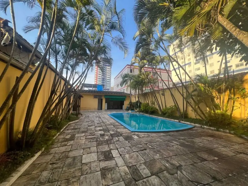Foto 2 de Casa com 3 quartos à venda, 350m2 em Praia Grande - SP