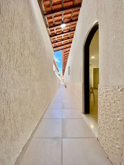 Foto 3 de Casa com 3 quartos à venda, 200m2 em Mirim, Praia Grande - SP