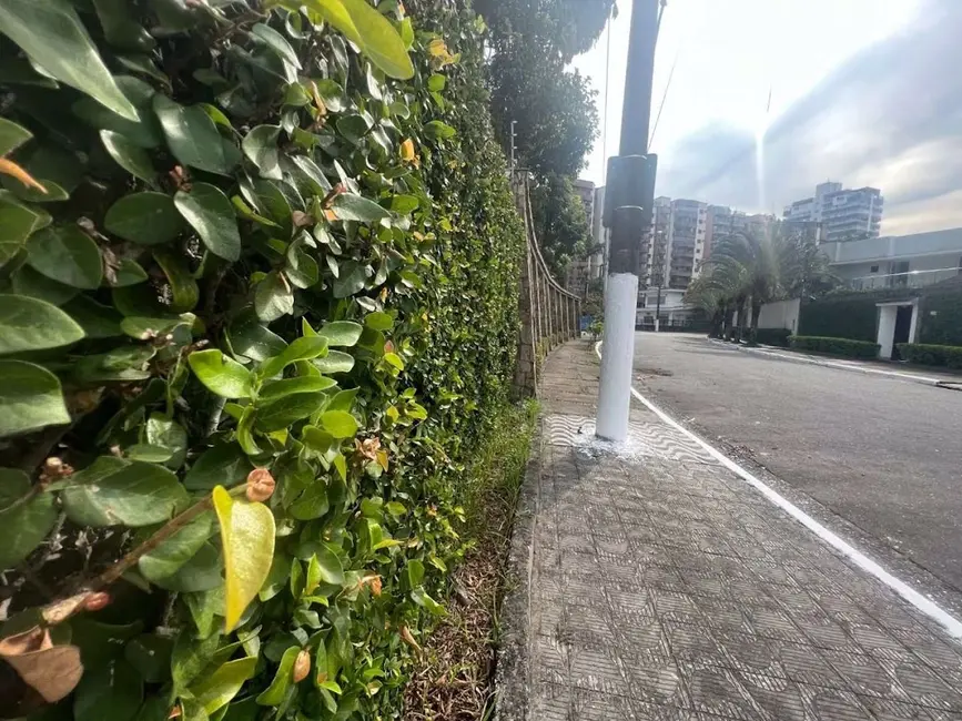 Casa com 4 quartos à venda, 400m2 em Canto do Forte, Praia Grande - SP - imagem 5 Foto 5 de Casa com 4 quartos à venda, 400m2 em Canto do Forte, Praia Grande - SP