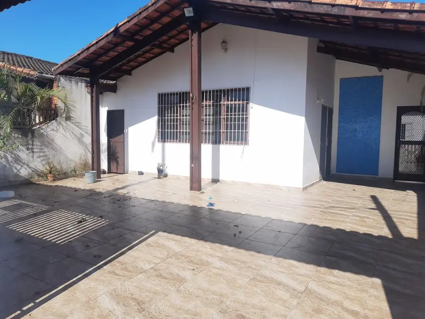 Casa com 2 quartos à venda, 250m2 em Praia Grande - SP - imagem 1 Foto 1 de Casa com 2 quartos à venda, 250m2 em Praia Grande - SP