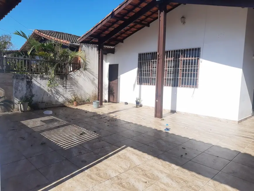 Casa com 2 quartos à venda, 250m2 em Praia Grande - SP - imagem 2 Foto 2 de Casa com 2 quartos à venda, 250m2 em Praia Grande - SP