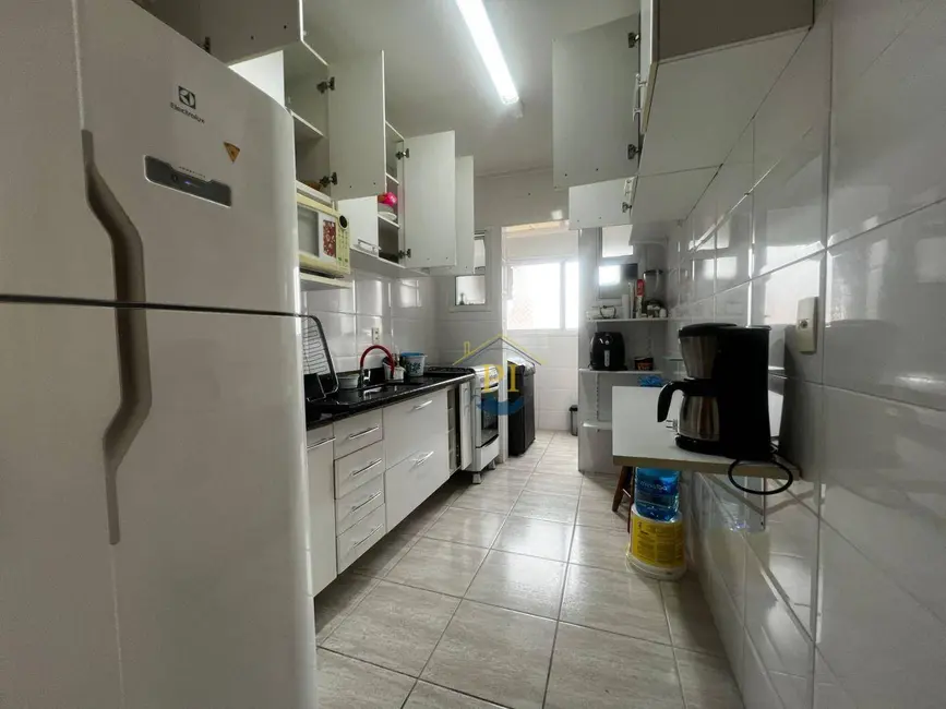 Apartamento com 2 quartos à venda, 55m2 em Aviação, Praia Grande - SP - imagem 6 Foto 6 de Apartamento com 2 quartos à venda, 55m2 em Aviação, Praia Grande - SP