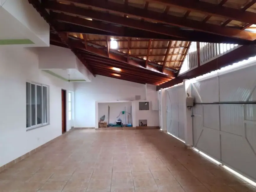 Foto 3 de Sobrado com 4 quartos à venda, 600m2 em Praia Grande - SP