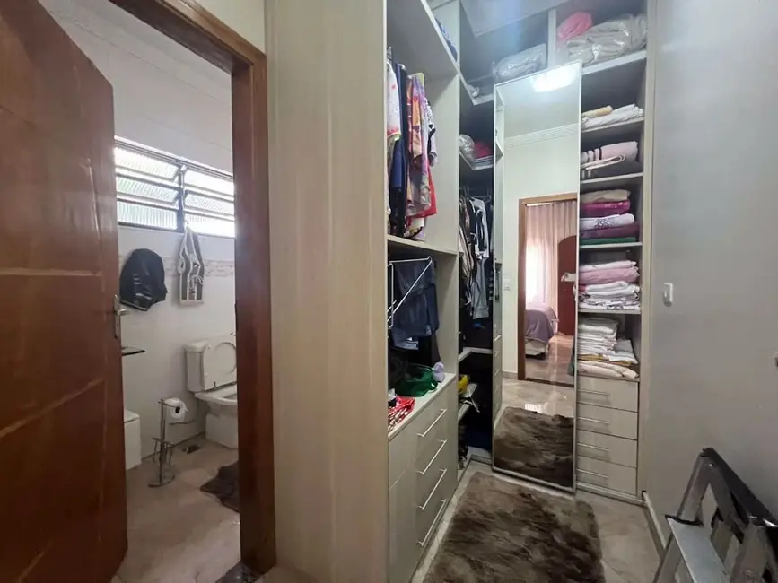 Foto 6 de Casa com 6 quartos à venda, 360m2 em Canto do Forte, Praia Grande - SP