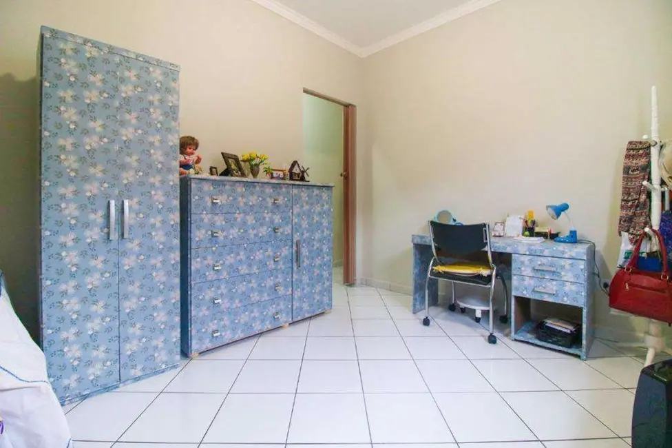 Foto 9 de Casa com 2 quartos à venda, 130m2 em Canto do Forte, Praia Grande - SP