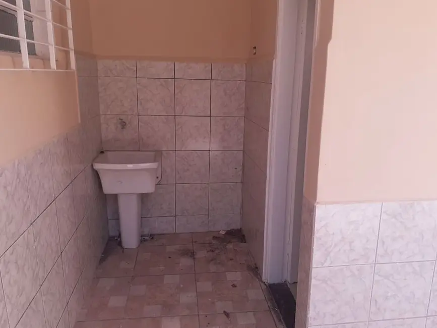 Sobrado com 3 quartos à venda, 70m2 em Maracanã, Praia Grande - SP - imagem 8 Foto 8 de Sobrado com 3 quartos à venda, 70m2 em Maracanã, Praia Grande - SP