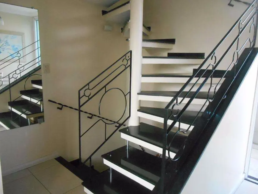 Foto 5 de Sobrado com 2 quartos à venda, 120m2 em Aviação, Praia Grande - SP