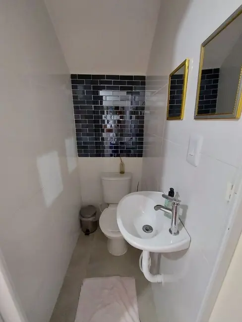 Sobrado com 5 quartos à venda, 173m2 em Praia Grande - SP - imagem 7 Foto 7 de Sobrado com 5 quartos à venda, 173m2 em Praia Grande - SP