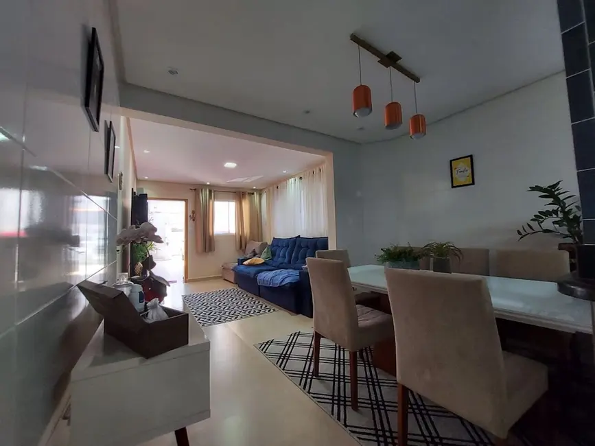 Sobrado com 5 quartos à venda, 173m2 em Praia Grande - SP - imagem 2 Foto 2 de Sobrado com 5 quartos à venda, 173m2 em Praia Grande - SP