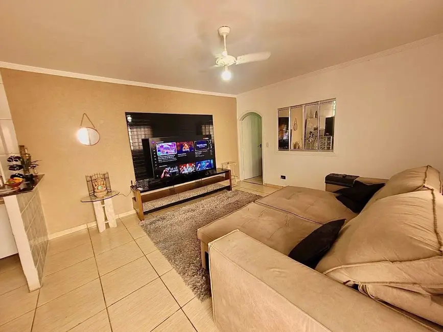 Casa com 3 quartos à venda, 87m2 em Praia Grande - SP - imagem 6 Foto 6 de Casa com 3 quartos à venda, 87m2 em Praia Grande - SP
