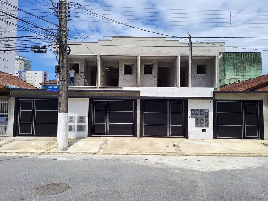 Casa com 2 quartos à venda, 106m2 em Praia Grande - SP - imagem 1 Foto 1 de Casa com 2 quartos à venda, 106m2 em Praia Grande - SP
