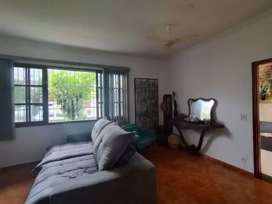 Casa com 3 quartos à venda, 262m2 em Praia Grande - SP - imagem 7 Foto 7 de Casa com 3 quartos à venda, 262m2 em Praia Grande - SP