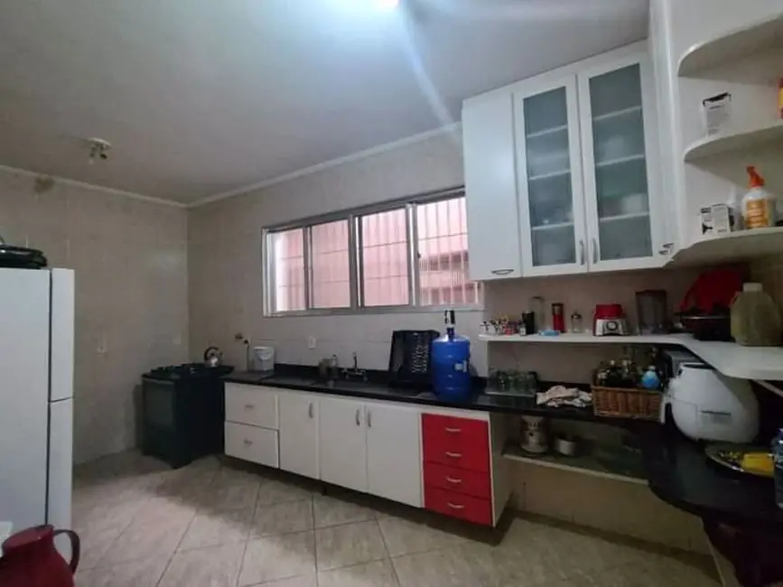 Casa com 3 quartos à venda, 262m2 em Praia Grande - SP - imagem 8 Foto 8 de Casa com 3 quartos à venda, 262m2 em Praia Grande - SP