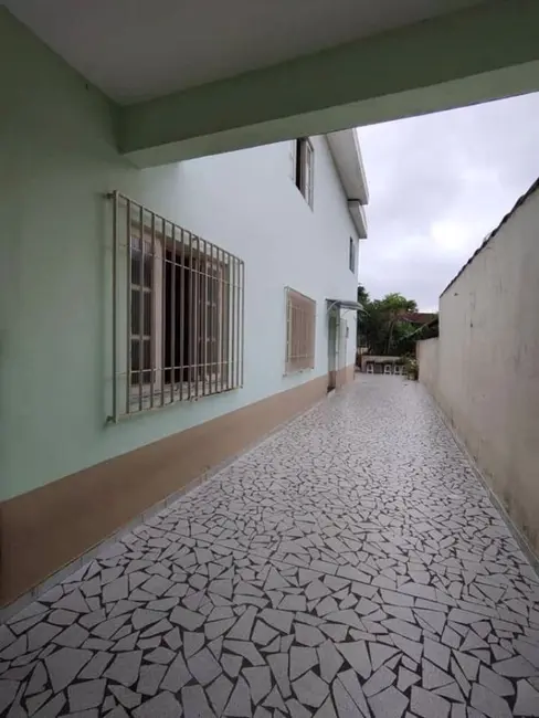 Casa com 4 quartos à venda, 400m2 em Praia Grande - SP - imagem 6 Foto 6 de Casa com 4 quartos à venda, 400m2 em Praia Grande - SP
