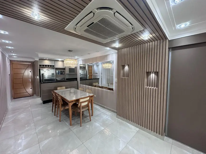 Apartamento com 3 quartos para alugar, 130m2 em Canto do Forte, Praia Grande - SP - imagem 7 Foto 7 de Apartamento com 3 quartos para alugar, 130m2 em Canto do Forte, Praia Grande - SP