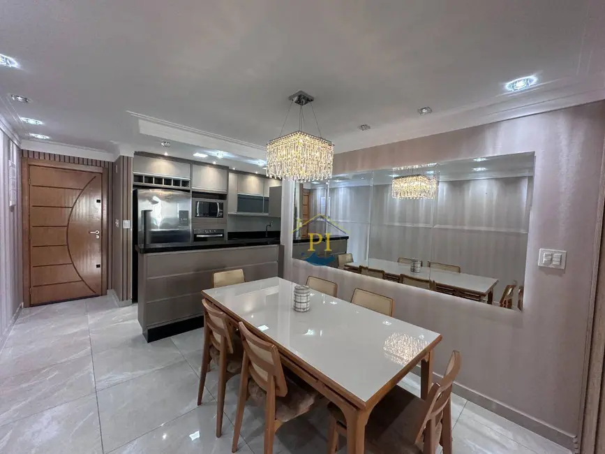 Apartamento com 3 quartos para alugar, 130m2 em Canto do Forte, Praia Grande - SP - imagem 6 Foto 6 de Apartamento com 3 quartos para alugar, 130m2 em Canto do Forte, Praia Grande - SP