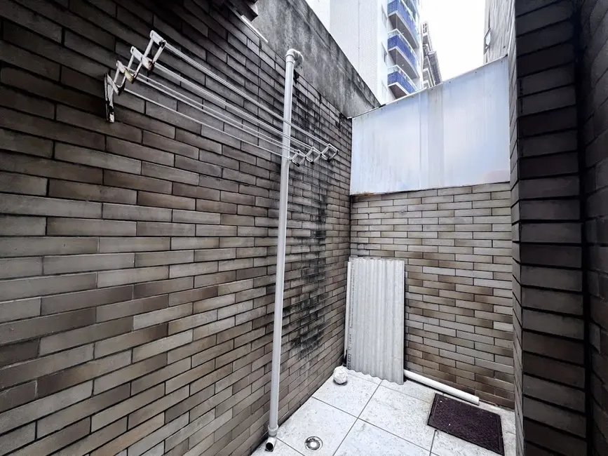 Foto 6 de Sobrado com 2 quartos para alugar, 65m2 em Canto do Forte, Praia Grande - SP