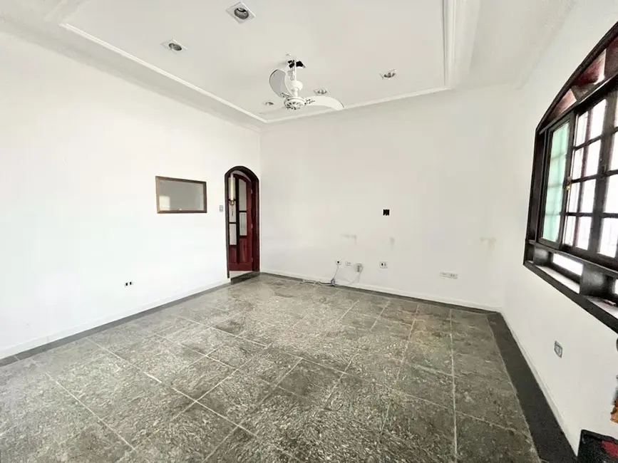 Foto 5 de Casa com 3 quartos à venda, 210m2 em Praia Grande - SP