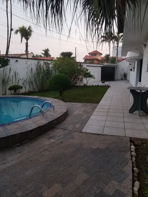 Foto 4 de Casa com 3 quartos à venda, 426m2 em Praia Grande - SP