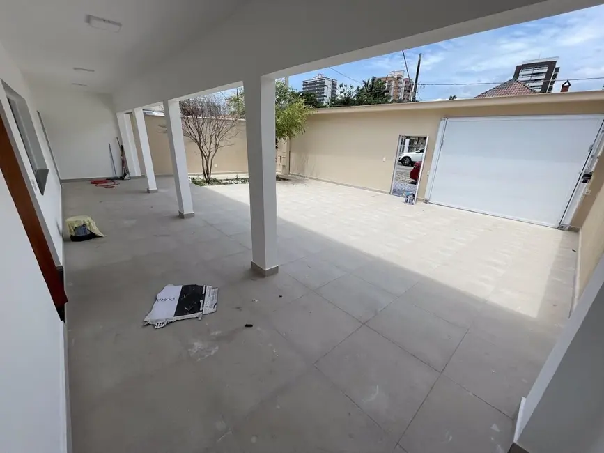 Foto 3 de Casa com 3 quartos à venda, 348m2 em Canto do Forte, Praia Grande - SP